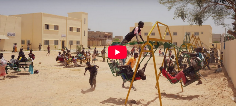 EDF Schulgebäude-Eröffnung